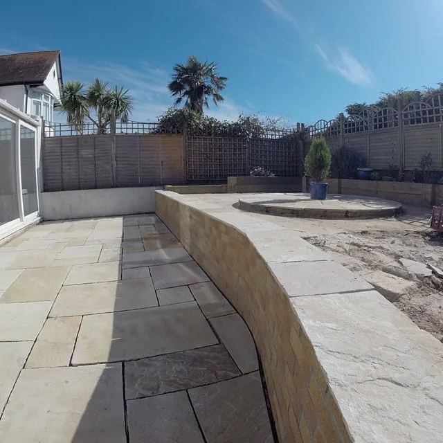 landscaping services paignton